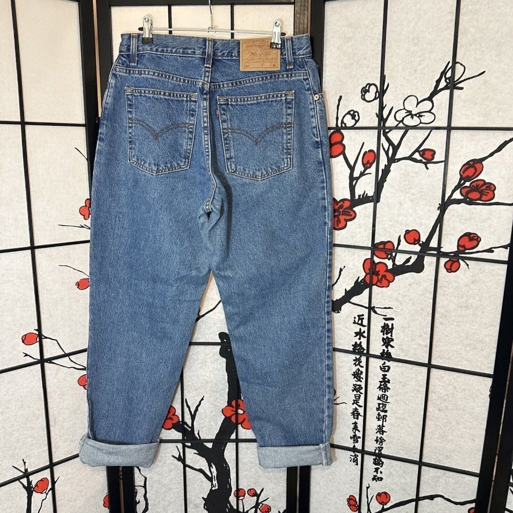 Vintage 90s Levi's 550 Relaxed Fit Mom Jean Medium Wash High Rise Tapered Leg 12